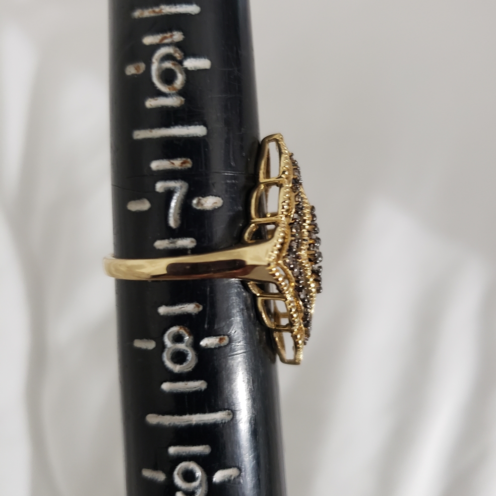 Ornate Gold and Black Women's Ring - Picture 8 of 10